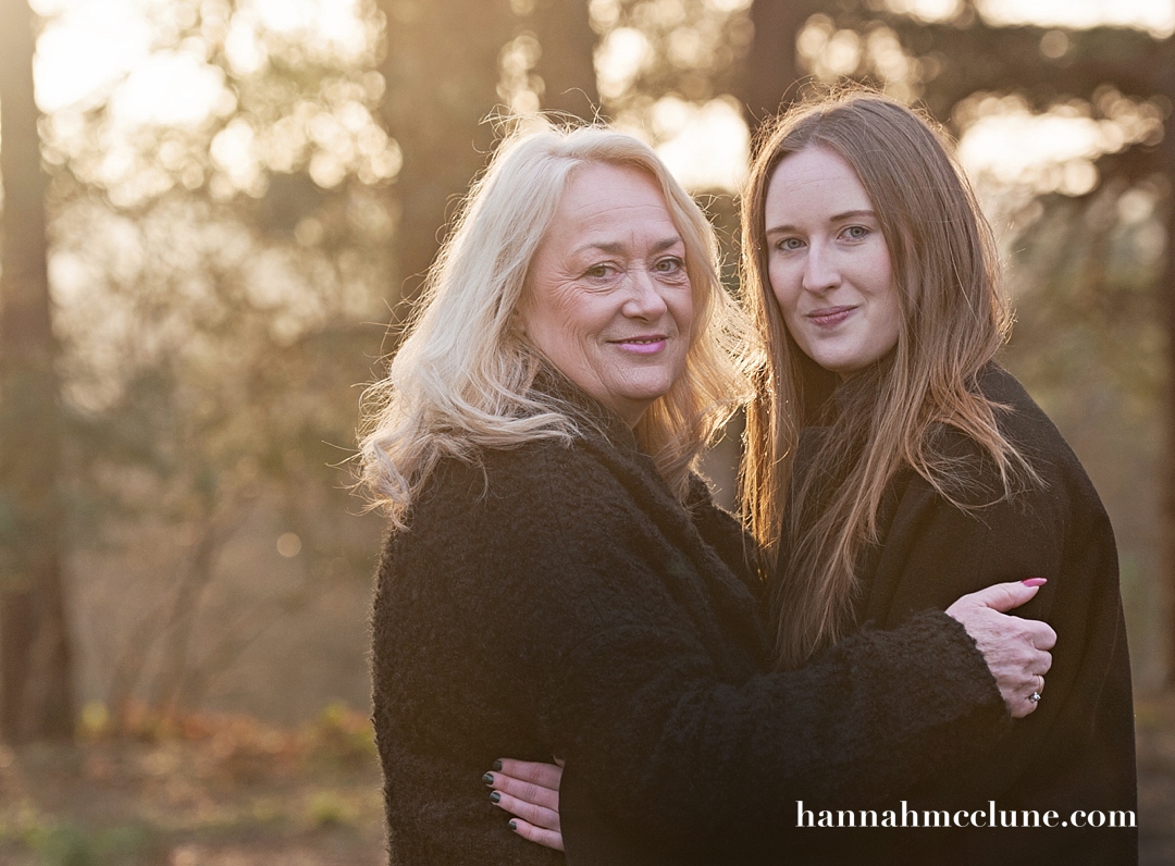 older family home and outdoor photo session finchampstead-12