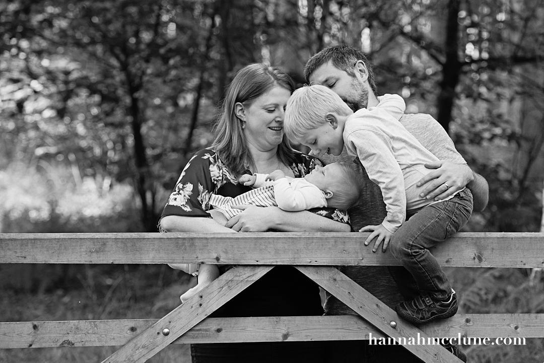 Family photography in the woods, Bracknell, Berkshire-12