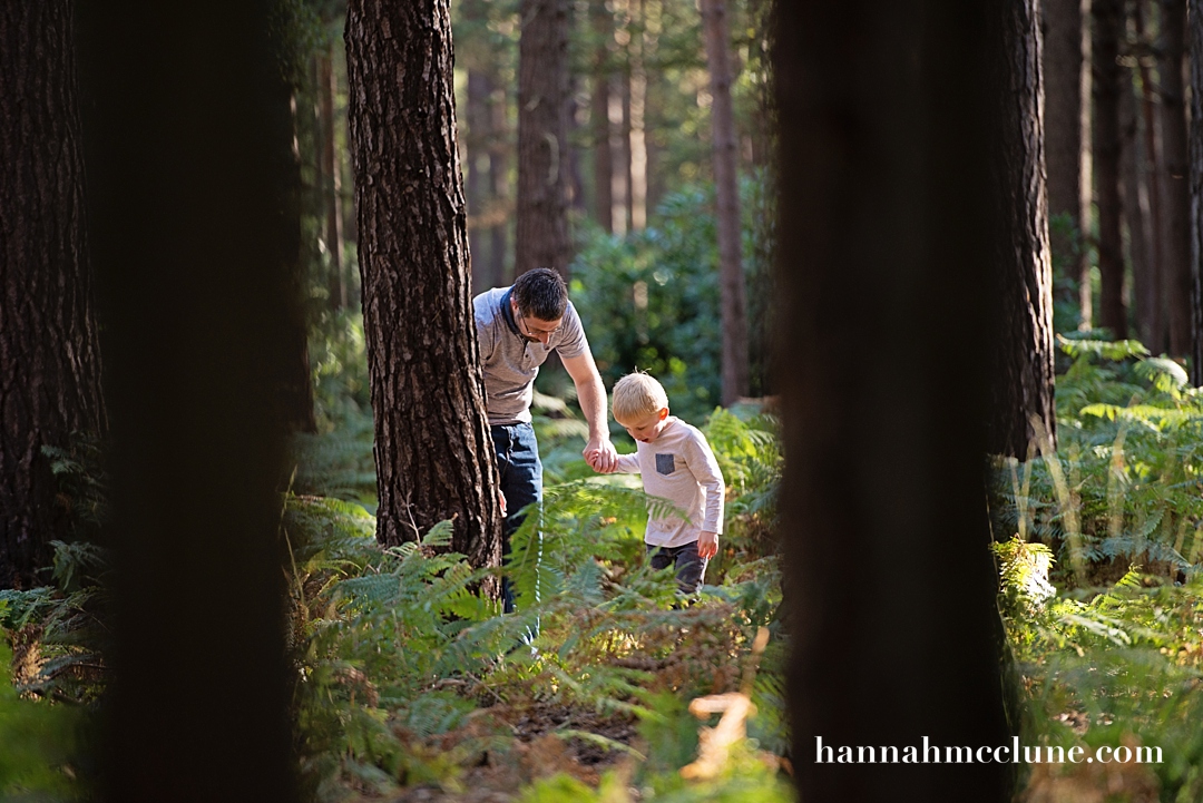 Family photography in the woods, Bracknell, Berkshire-3