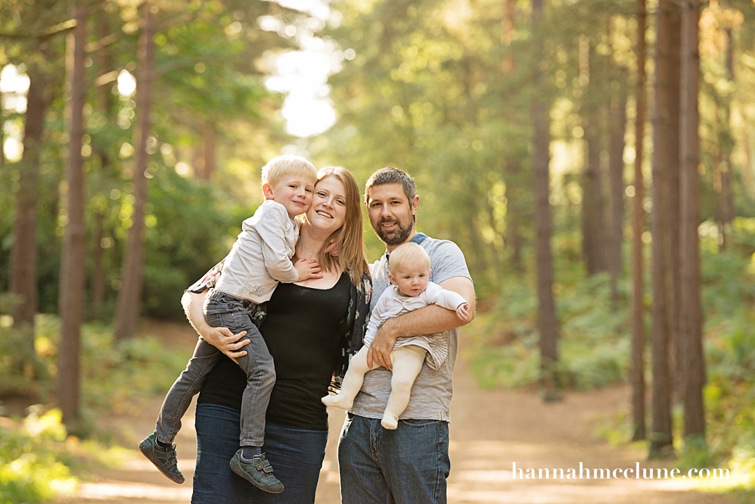 Family photography in the woods, Bracknell, Berkshire-4