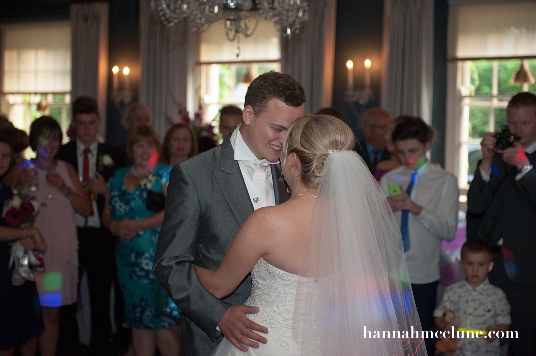 The Swan Bibury Cotswolds wedding photographer-1