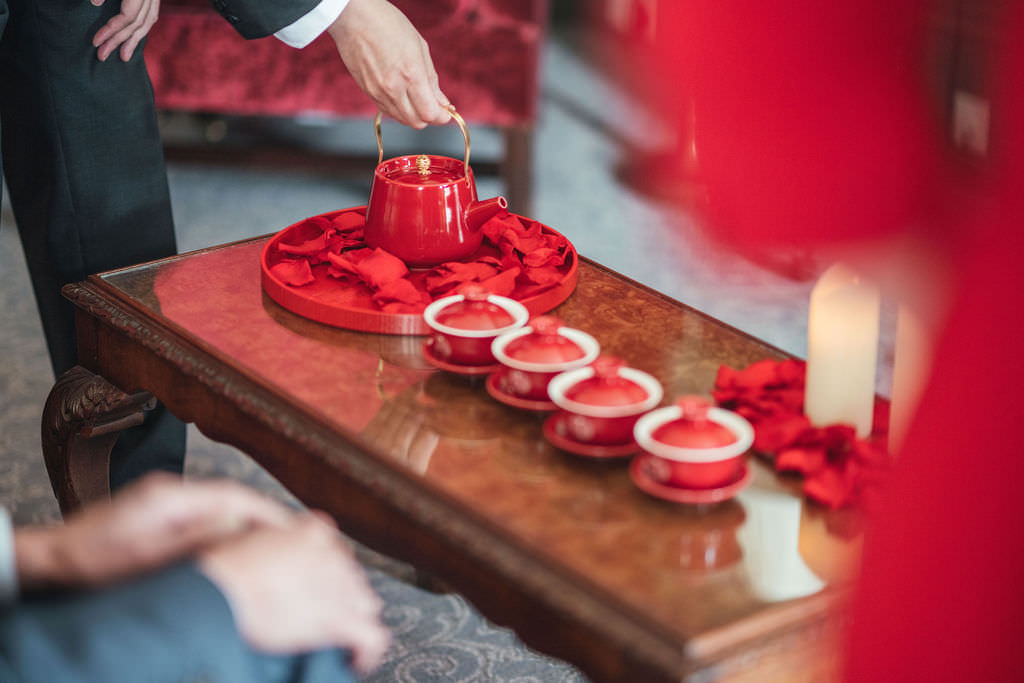 Cliveden House Chinese wedding with tea ceremony